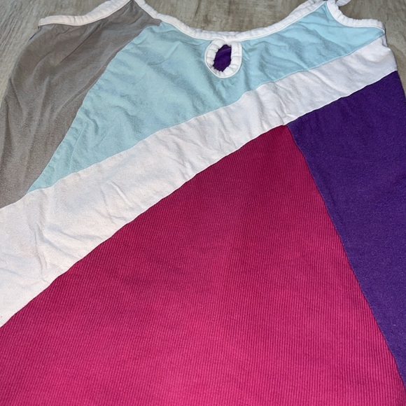 Rusty Textured Tank - Picture 2 of 4